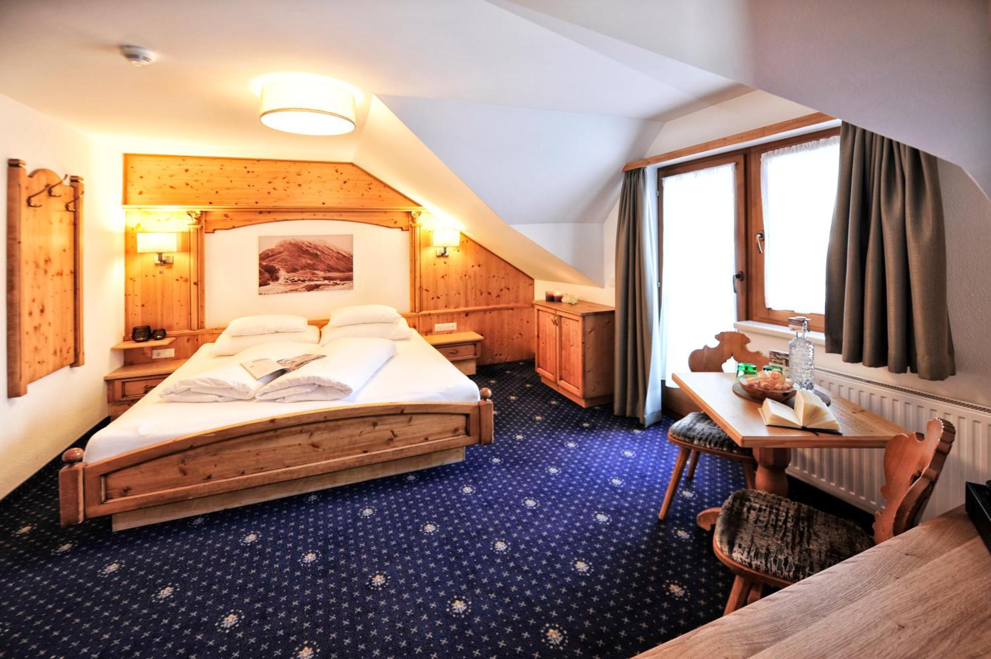 Hotel Garni Bellevue Ischgl Buitenkant foto