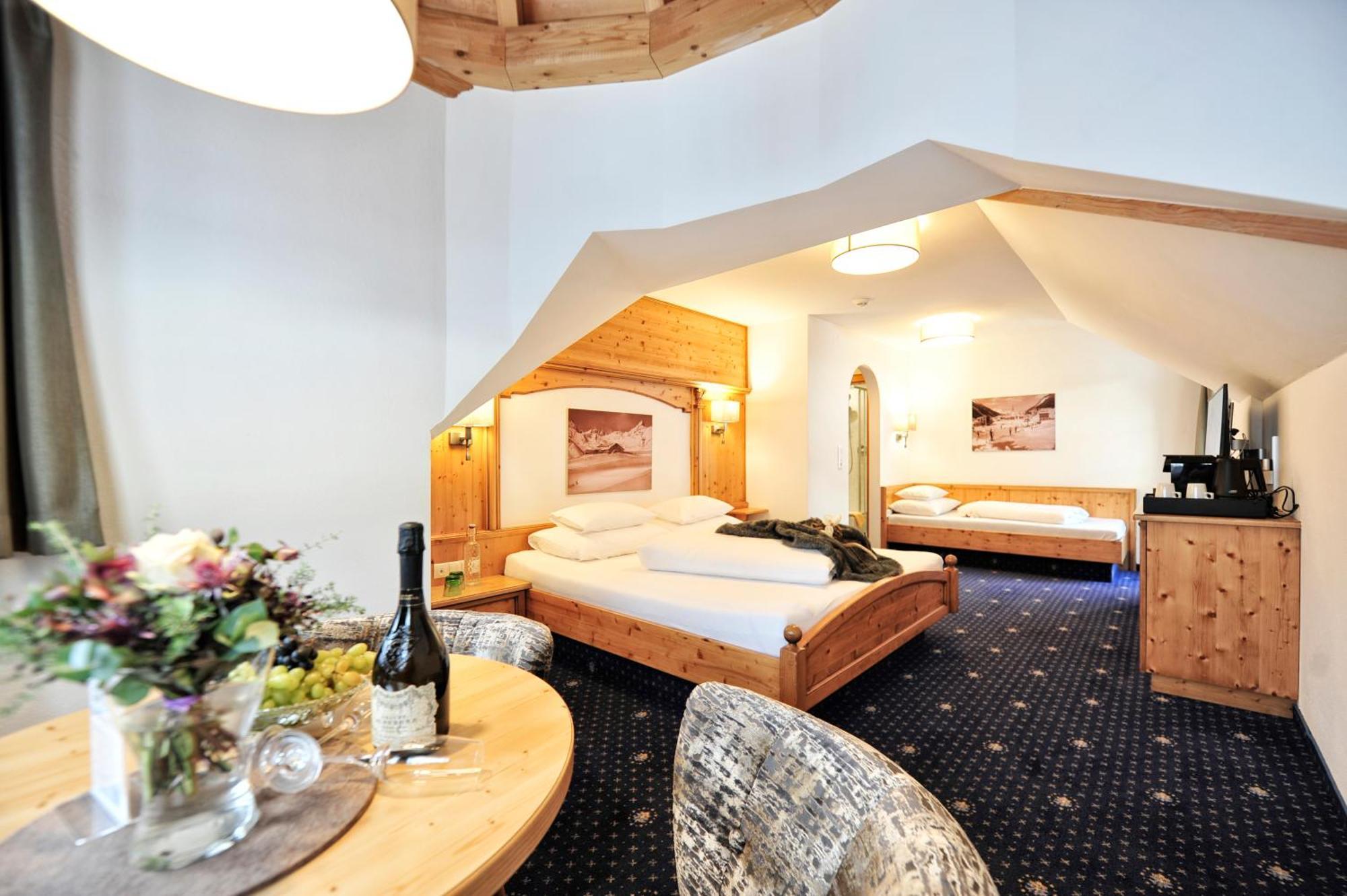 Hotel Garni Bellevue Ischgl Buitenkant foto