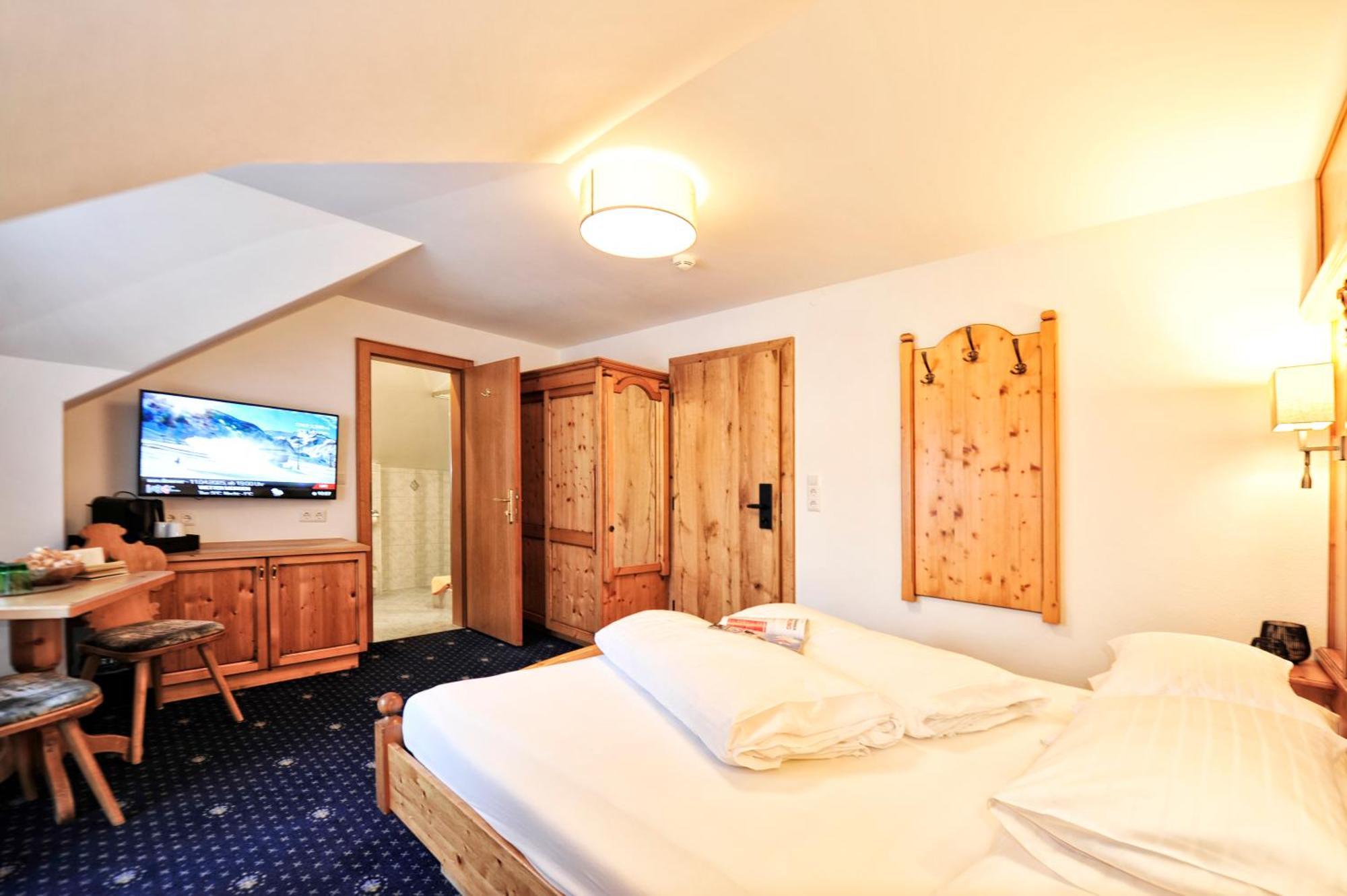 Hotel Garni Bellevue Ischgl Buitenkant foto