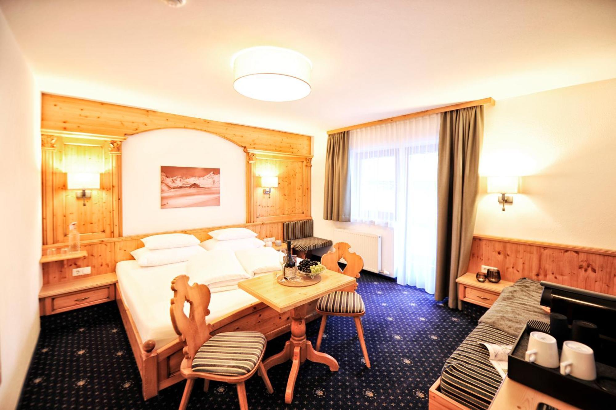 Hotel Garni Bellevue Ischgl Buitenkant foto