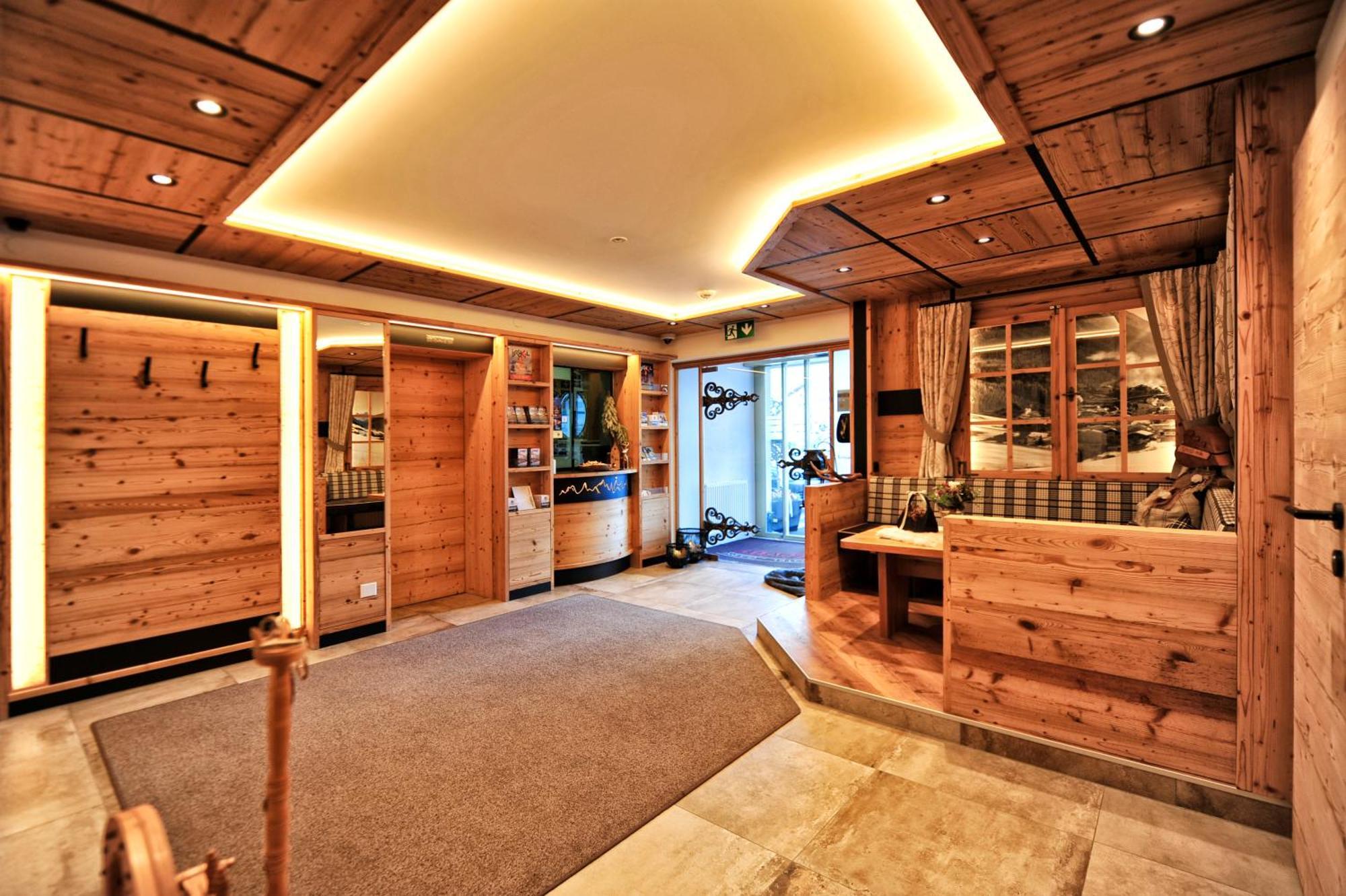 Hotel Garni Bellevue Ischgl Buitenkant foto