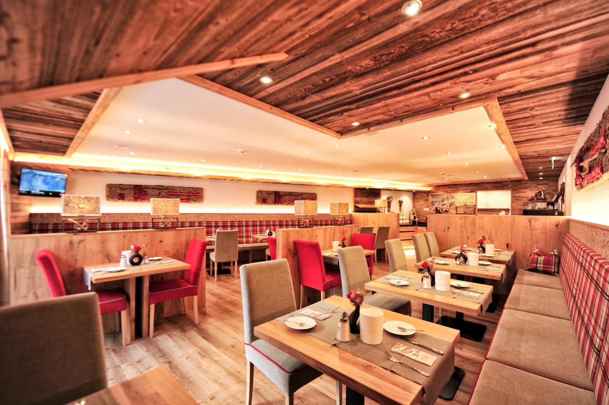 Hotel Garni Bellevue Ischgl Buitenkant foto